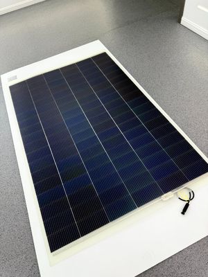 520W 遮光装置 X 太陽光発電 モノ結晶柔軟太陽光パネル 軽量 屋外用 IP68 遮光装置