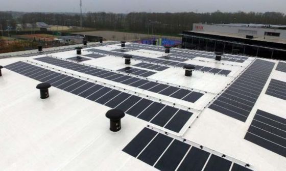 BIPV フレキシブル PV パネル 200W 480W 580W ソーラービル PV モジュール 総重量 9.100kg