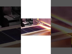 柔らかい太陽光パネル